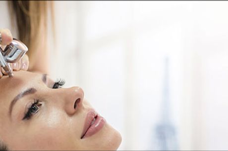  Boost din hud med en effektiv behandling! - 60 min. oxygen behandling med diamantslibning hos Hair & Care, værdi kr. 895,- 