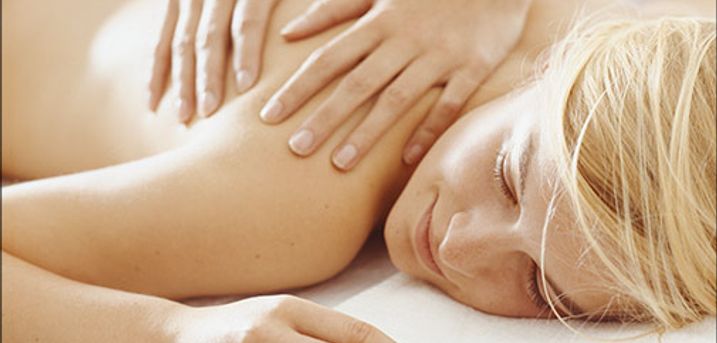  Rabat på afslappende og effektiv massage! - 85 min. dybdegående fysiurgisk massage hos Iulian Therapy Center, værdi kr. 1200,- 