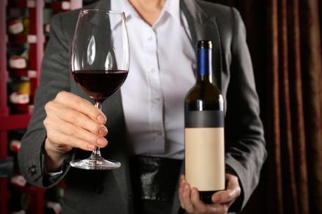 Online-Weinprobe für Zuhause und bis zu 6 Personen inkl. 6 Flaschen Wein & Live-Chat mit Pieroth (65% sparen*)
