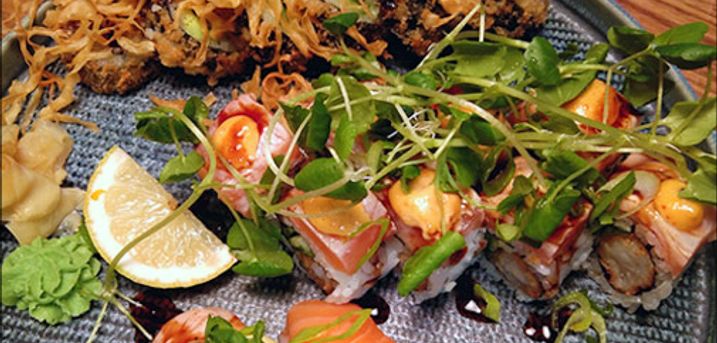  16 stykker lækker sushi - se menuen her. - Så er der lækker takeaway! Lækker sushimenu hos Nori Bar & Restaurant i Aarhus C med 16 stykker. Værdi af kr. 231,- 