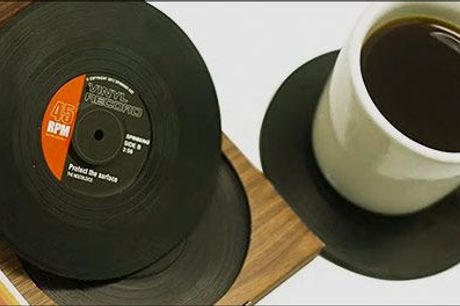  MUST HAVE til musikelskeren ♥ - 6 stk. vintage vinylplade bordskånere fra Try Us, værdi kr. 294,- 