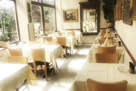 Spar 20% i aften: Oplev den skjulte perle, Ristorante Garda, der får stor ros og som var den mest anbefalede restaurant på R2N i 2019. De tilbyder ægte italiensk mad, når det er bedst. Book hér og få rabat på hele regningen!