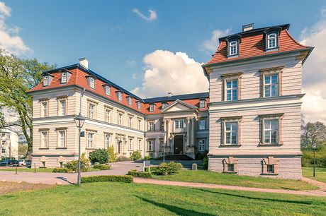 Meckl. Seenplatte - 4*Hotel Schloss Neustadt - 3 Tage für Zwei inkl. Halbpension