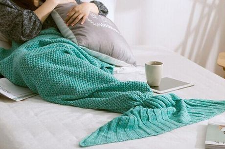 Mermaid Tail Blanket - 7 Colours!     Transforms your legs into a magical mermaid's tail in an instant.     Available in one size: 95cm x 120cm     Made from 100% acrylic     A fun and stylish way to stay warm     Makes a great gift for any wannabe m
