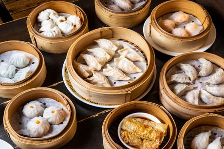 51% off bottomless dim sum and a glass of bubbly at Leong’s Legend. What do you get? Bottomless dim sum A glass of prosecco Available all week Over 40 items to choose from Time Out says: Unending baskets of delicious dim sum