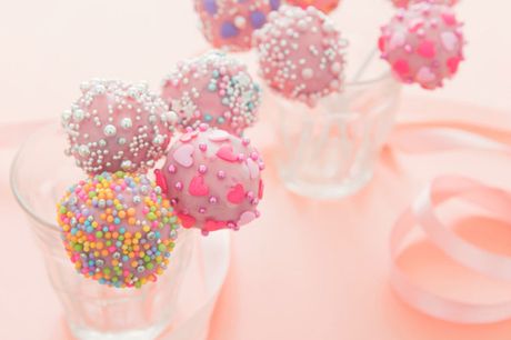 £9 for an accredited cake pop making course from Trendimi!