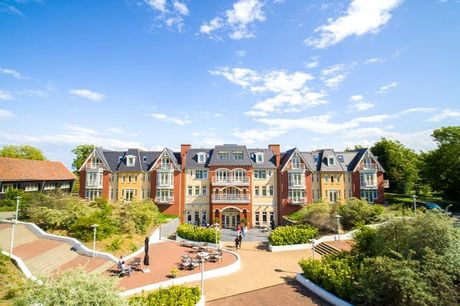 Stilvoller Aufenthalt an der Nordseeküste - Kostenfrei stornierbar, Grand Hotel ter Duin, Burgh-Haamstede, Zeeland, Niederlande - save 49%
