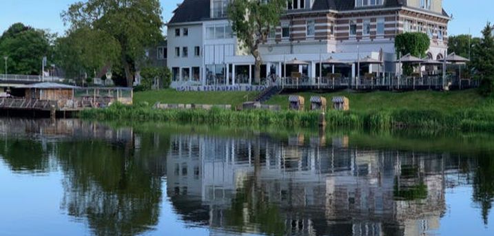 De Zon Hotel & Restaurant - Volledig terugbetaalbaar, Ommen, Overijssel, Nederland - save 33%.  We werken samen met de hotels om ervoor te zorgen dat ze voldoen aan de regelgeving op het gebied van de volksgezondheid met betrekking tot COVID-19