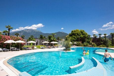 Astoria Park Hotel Spa Resort - 100% rimborsabile, Riva del Garda, Trentino-Alto Adige - save 36%. undefined