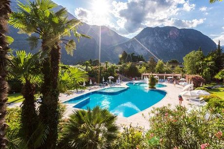 Astoria Park Hotel Spa Resort - Volledig terugbetaalbaar, Riva del Garda, Trentino-Zuid-Tirol - save 36%.  We werken samen met de hotels om ervoor te zorgen dat ze voldoen aan de regelgeving op het gebied van de volksgezondheid met betrekking tot COVID-19