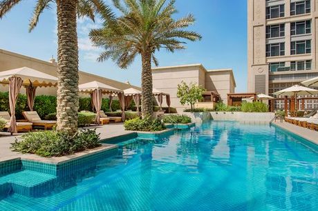 Emirati Arabi Uniti Dubai - Hilton Dubai Al Habtoor City 5* a partire da € 137,00. Lussuosa vacanza in camera Deluxe con vista sul Burj Khalifa