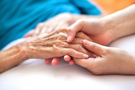 £10 for an online end of life care support worker course from Academy for Health & Fitness