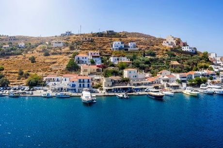 Grecia Kea - Ydor Hotel &amp; Spa 5*  a partire da € 349,00. Splendido hotel su una silenziosa collina con vista mare sull'Egeo