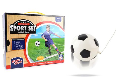 Kit de entrenamiento de fútbol para niños. ¡Harás gol con la oferta de hoy!...Te ofrecemos un kit de entrenamiento de fútbol para niños por 14,99 €, ahorrándote un 80% de descuento sobre el precio de Magic Trend de 76,99 € (correcto al 25.7.20).Tamaño de 