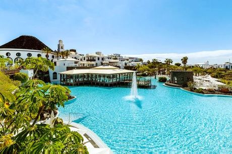 Spagna Lanzarote - Hotel The Volcan Lanzarote 5* a partire da € 320,00. Mezza pensione in resort di lusso affacciato sul mare