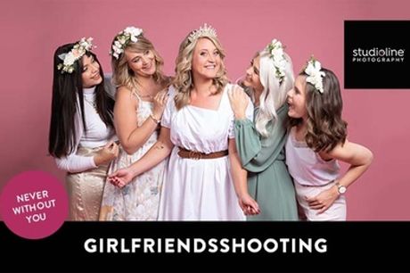 60 Min. GIRLFRIENDS-Fotoshooting-Erlebnis + Bilder & Goldcard bei studioline Photography (bis zu 77% sparen*)