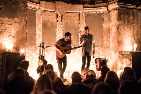 £20 Candlelit Concert tickets and a glass of mulled wine. Highlights: Listen to three acoustic acts at the atmospheric Round Chapel Mulled wine, beer and street food are available to purchase at the venue All lit by candlelight Time Out says Picture this