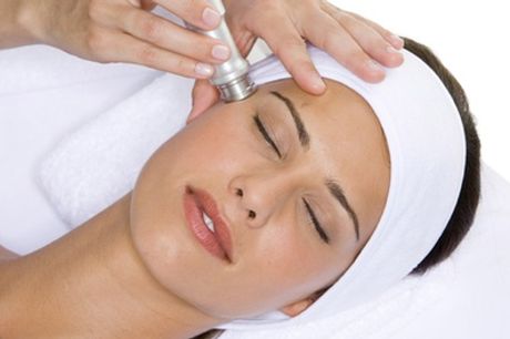 Limpieza facial y masaje kobido para 1 en Tornasol Spa