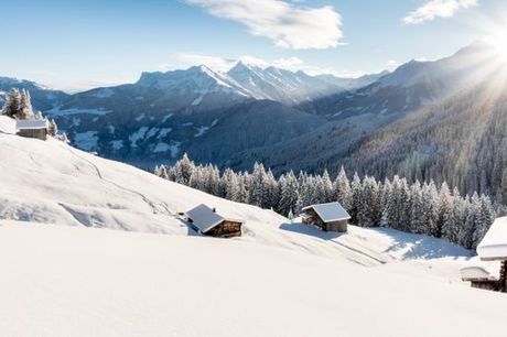 Oostenrijk Seefeld in Tirol - Alpenlove Adults Spa Hotel 4* vanaf € 112,00. Romantisch 4* verblijf in Tirol