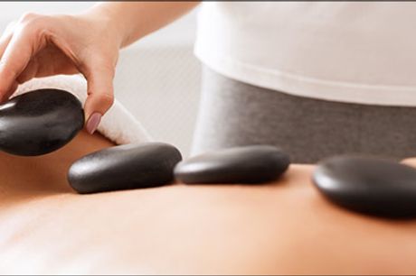  Lindrende og skøn massage! - 75 minutters valgfri massage eller 90 minutters valgfri massage. Vælg mellem forskellige massageformer. Værdi op til kr. 1250,- 