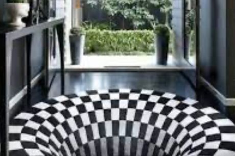 Illusionstæppe
Overrask dine gæster med dette populære illusions-tæppe! Super blødt tæppe, som kan opfriske ethvert hjem.

Tæppet er designet i sort og hvidt, og med telefonen får det den vildeste effekt, hvor det ligner, at dine gæster falder ned i et hu