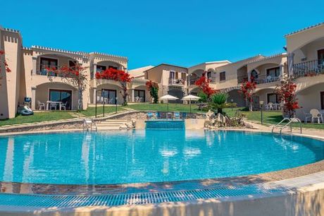 Italia Sardegna - Residence Badus 4* a partire da € 208,00. Appartamenti vicino alla Spiaggia di sabbia bianca Li Junchi di 8 km