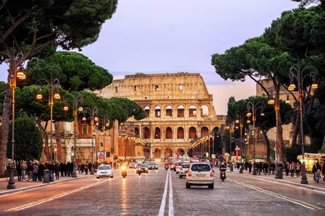 Nyd romantiske Rom inkl. 3-4 nætter, direkte fly og morgenmad