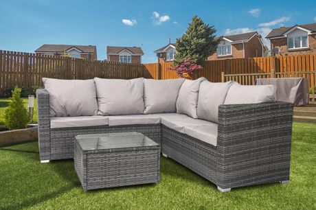 £299 instead of £799 for a five seater garden rattan corner set from Hirix - save up to 63%