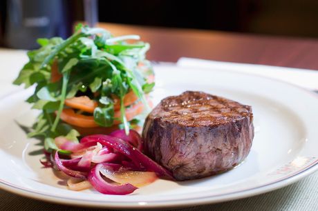 £29 -- Sirloin steak meal for 2 nr Huddersfield, 40% off