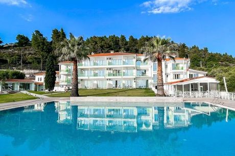 Grecia Penisola Calcidica - Acrotel Lily Ann Beach Boutique Hotel a partire da € 117,00. Soggiorno a due passi dalla spiaggia con mezza pensione