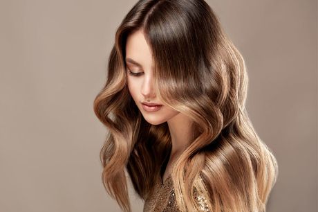 £39 instead of £105 for a wash, cut, blow-dry and balayage at Fami Hair & Beauty, Essex - save 63%