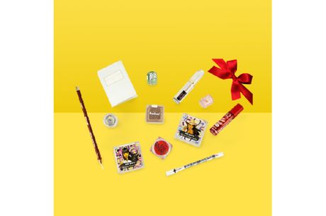 7.99 instead of 19.99 for a 12pc Surprise Beauty Box & Red Gift Bag - save up to 60%