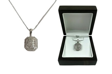 £499 instead of £779.99 for a white gold pendant necklace from Dubai Gems – save 36%