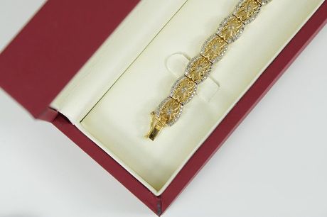 £159 instead of £319.99 for a natural diamond filigree tennis bracelet from Regency Gems LTD T/A Dubai Gems - save 50%