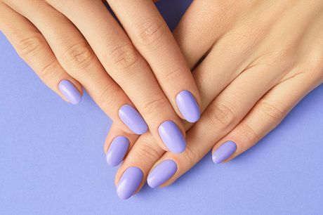 £9 instead of £20 for a gel manicure at Belle Amie Hairdressing, Stockport, or acrylic manicure for £12 – save up to 55%