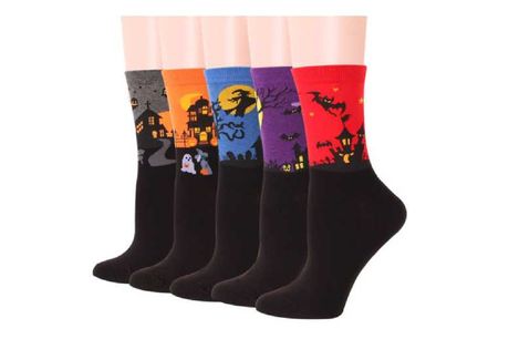 £14.92 instead of £37.99 for a NEW 5pcs Horror Pattern Halloween Socks - save up to 61%