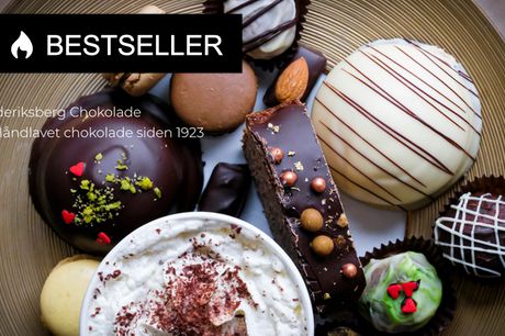 Valgfri varm drik, kage/flødebolle/is & chokolade. Start året med lækkerier fra Frederiksberg Chokolade!