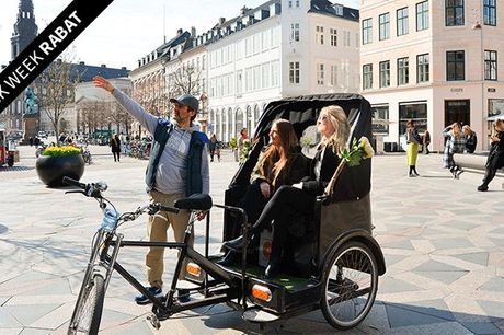 Guidet tur i cykeltaxa - for 2 .  København: Guide Tours I kan vælge mellem to ruter - kom forbi byens største seværdigheder, eller kom selv med ønsker til jeres rute. Så matcher guiden turen med jeres interesserer og ønsker. Bare giv jeres guide besked v