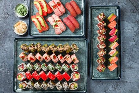 Spis med 33%. Yankii Sushi: Eftertragtet og smagfuld sushioplevelse med friske råvarer fra hav og jord.