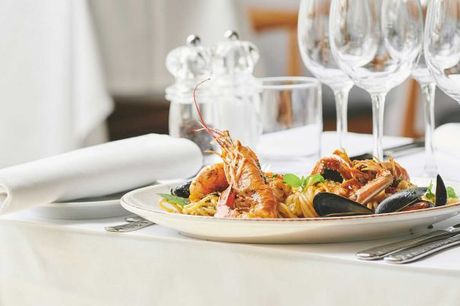 Spis med 33%. Il Rosmarino: Italiensk køkkenchef serverer traditionelle, italienske smage i ikonisk bygning forenden af Nyhavn.