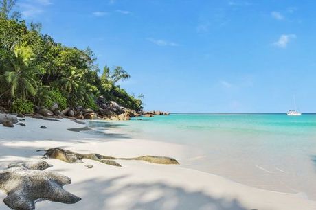 Seychelles Seychelles - Oasis Hotel Restaurant &amp; Spa  a partire da € 566,00. Vacanza nel cuore dell'Oceano Indiano con massaggio incluso