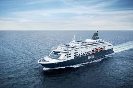 Tag med Oslobåden på et herligt minicruise fra Frederikshavn. 1 x overnatning
1 x morgenbuffet
1 x 7 Seas julebuffet
Stort underholdningsprogram
Butikker og barer ombord