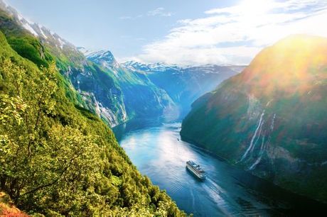Noorwegen Bergen - Rondreis van 4 nachten door het westen van Noorwegen vanaf € 489,00. Fantastische fjorden en majestueuze Noorse rivieren met inbegrepen cruise