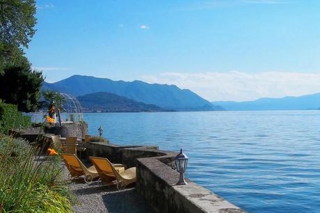 Italia Lago Maggiore - Relais Villa Porta - Lake Maggiore 4* a partire da € 50,00. Struttura del XVII secolo con vista sul Lago Maggiore e accesso alla sauna