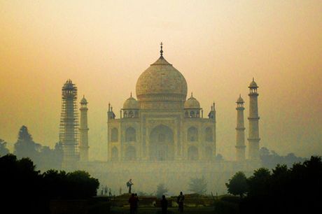 Rundrejse i Indien. 11 eventyrlige dage med dansktalende rejseleder. Se verdens smukkeste bygning Taj Mahal og meget mere. Rejs fra CPH i nov.-jan.
