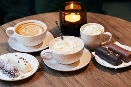 Ny pris: Find varmen og hyggen hos Peter Beier-iscafé i Carlsberg Byen. Her venter en skøn dessertmenu, der både byder på en Peter Beier flødebolle eller cookie samt en valgfri varm drik i form af varm chokolade, kaffe eller te.