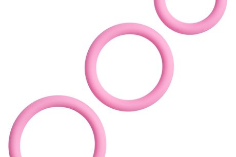 Sinful Playful Pink Penisring Sæt 3 stk - Rosa. Med dette Sinful Playful Pink penisring sæt får du 3 silikone ringe og masser af legesyge muligheder. Lad din erektion nå sit fulde potentiale og nyd længerevarende leg med en ring, der sørger for et fast gr