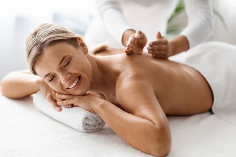Massage naar keuze bij C-Skincare in Schagen (60 min.) <h2>Wat krijg je?</h2>
<ul>
<li>Massage naar keuze bij C-Skincare in Schagen</li>
<li>Duur: 60 min. </li>
<li>Voor 1 persoon </li>
</ul>
<h2>Keuze uit</h2>
<div>Keuze uit een combinatie van:</div>
