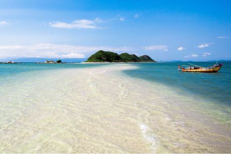 Vietnam Vietnam - Tour privato: Tra capitali e spiagge soleggiate a partire da € 1.479,00. Tesori culturali e naturali in 11 o 14 notti con guida in italiano
