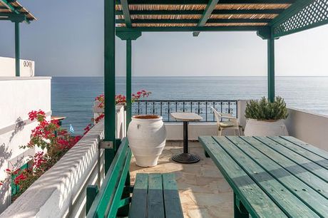 Grecia Creta - Triton Hotel 4* a partire da € 127,00. Splendida vacanza in riva al mare a pochi passi dalla spiaggia